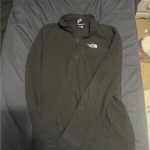 The North Face Men's Black Quarter-Zip Pullover